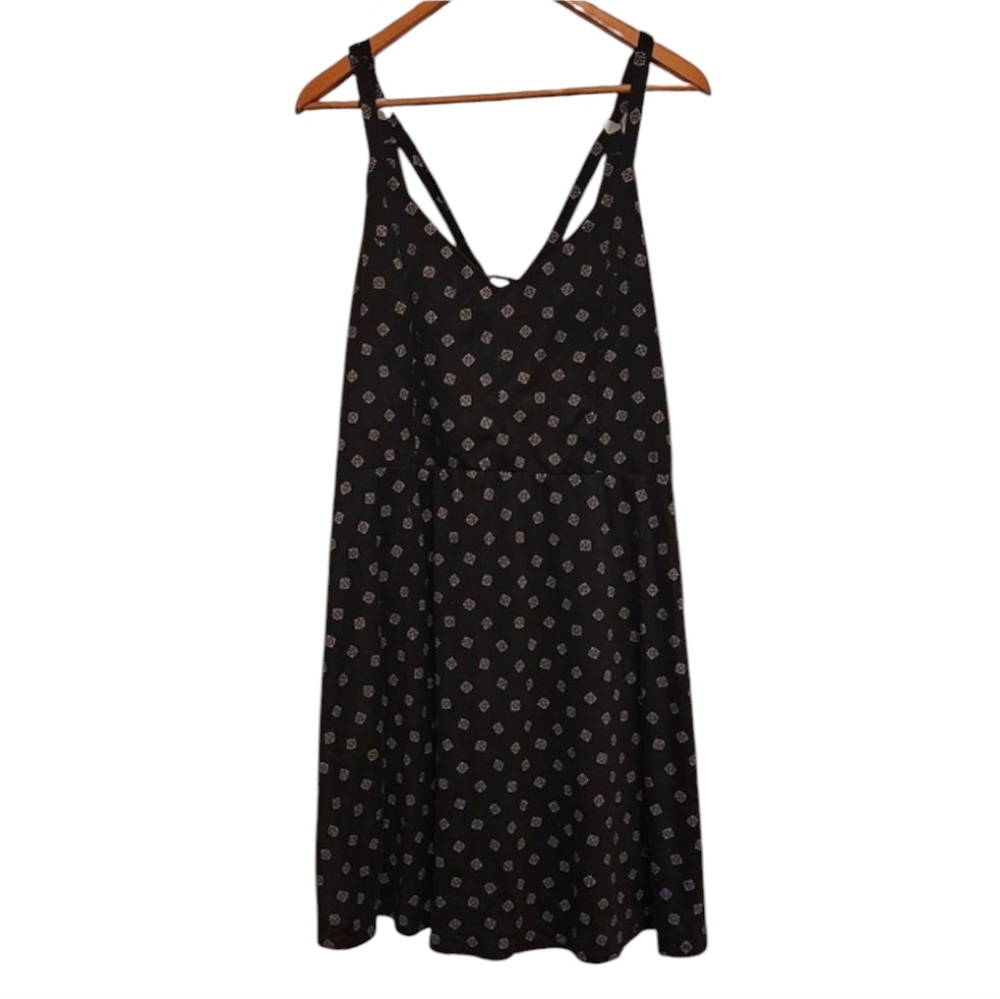Nine Britton Lizzy Brushed Knit Dress, Black with White Geometric Print